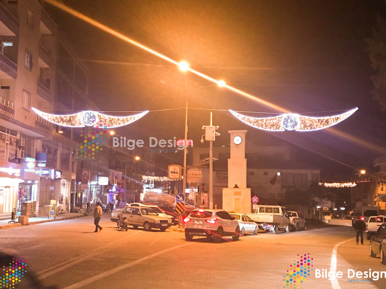 https://bilgedesign.com/images/referans/1394016331-reyhanli-belediyesi-cadde-sokak-motif-led-isik-suslemesi-hatay.jpg