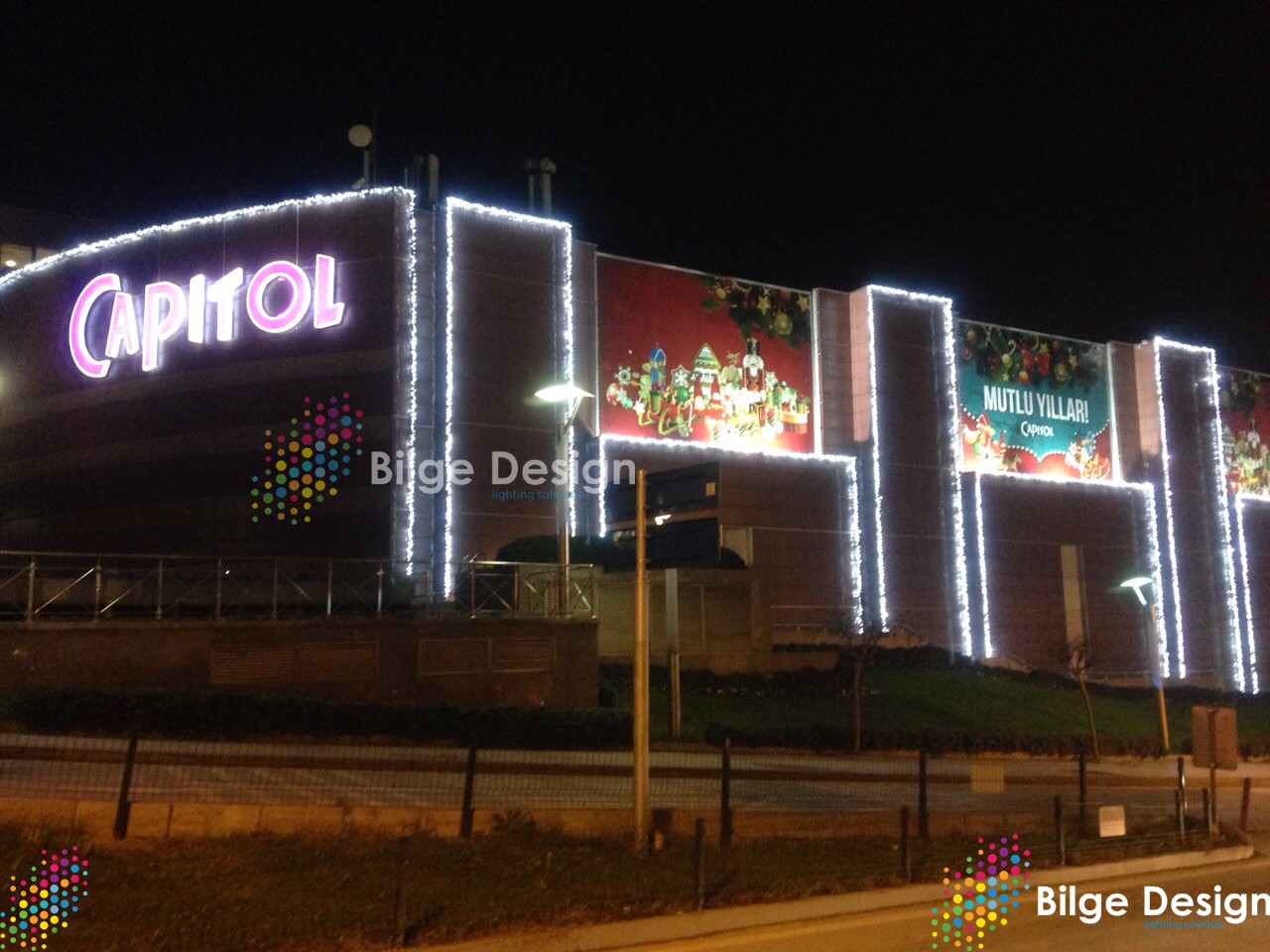 https://bilgedesign.com/images/referans/2302226623-capitol-alisveris-merkezi-yilbasi-isik-suslemesi-uskudar-istanbul.jpg