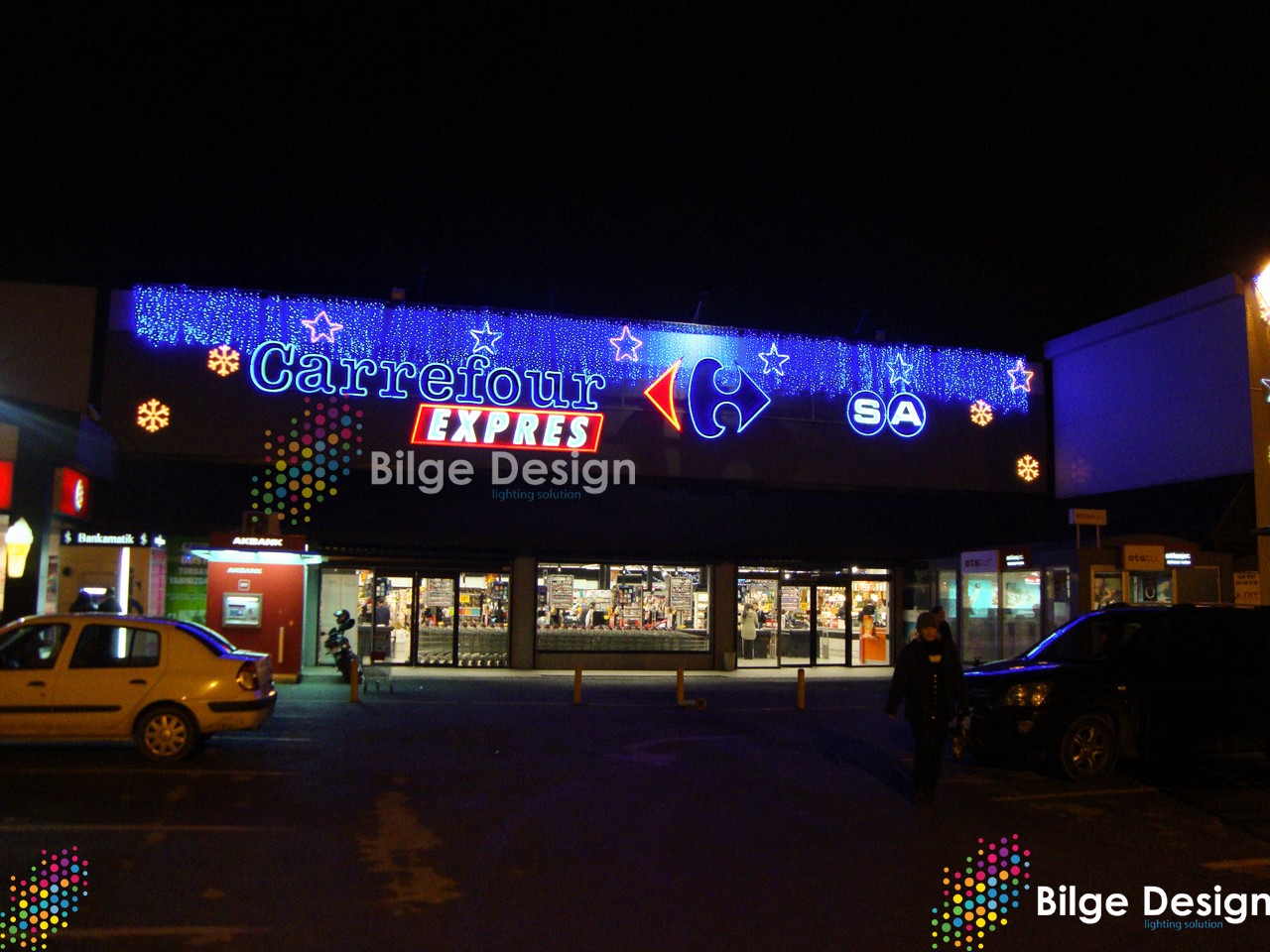 https://bilgedesign.com/images/referans/2388012875-carrefour-yilbasi-sacak-led-yildiz-kar-tanesi.jpg