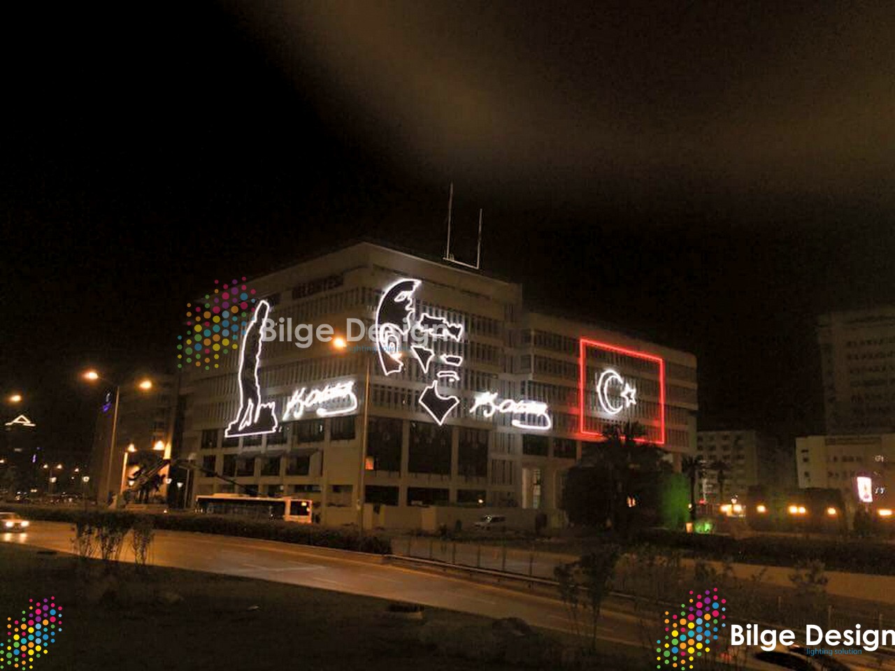 https://bilgedesign.com/images/referans/2969823746-izmir-buyuksehir-belediyesi-ataturk-ve-turk-bayragi-isik-suslemesi.jpg