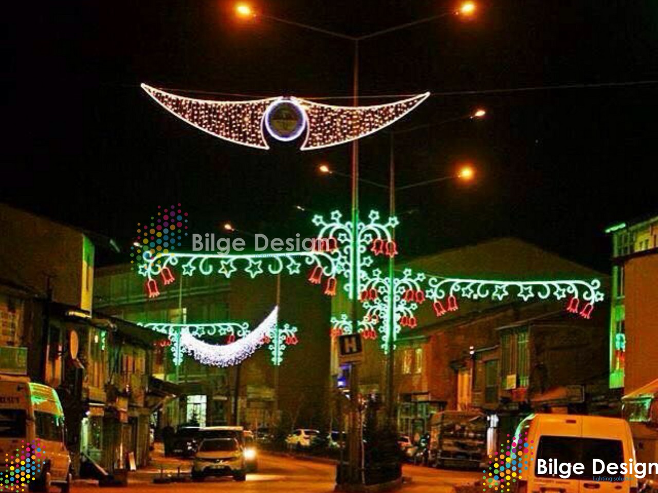 https://bilgedesign.com/images/referans/3075916909-horasan-belediyesi-cadde-tag-direk-motifi-led-susleme.jpg