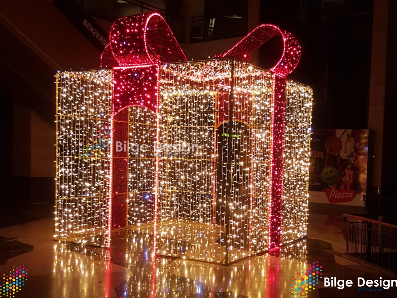 https://bilgedesign.com/images/referans/3272219575-piazza-avm-sanliurfa-yilbasi-isik-suslemesi.jpg